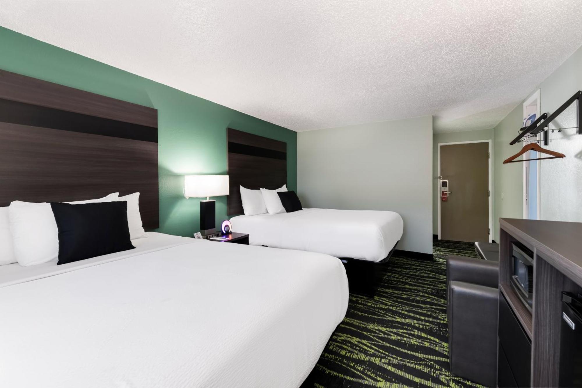 Baymont Inn & Suites By Wyndham Liberty Exteriör bild