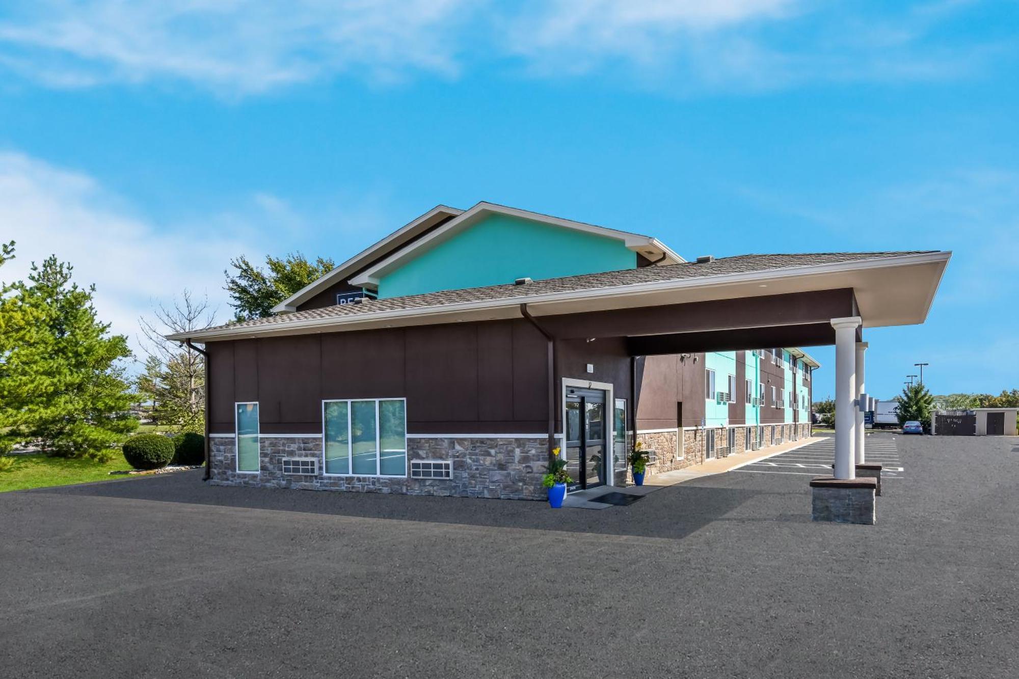 Baymont Inn & Suites By Wyndham Liberty Exteriör bild
