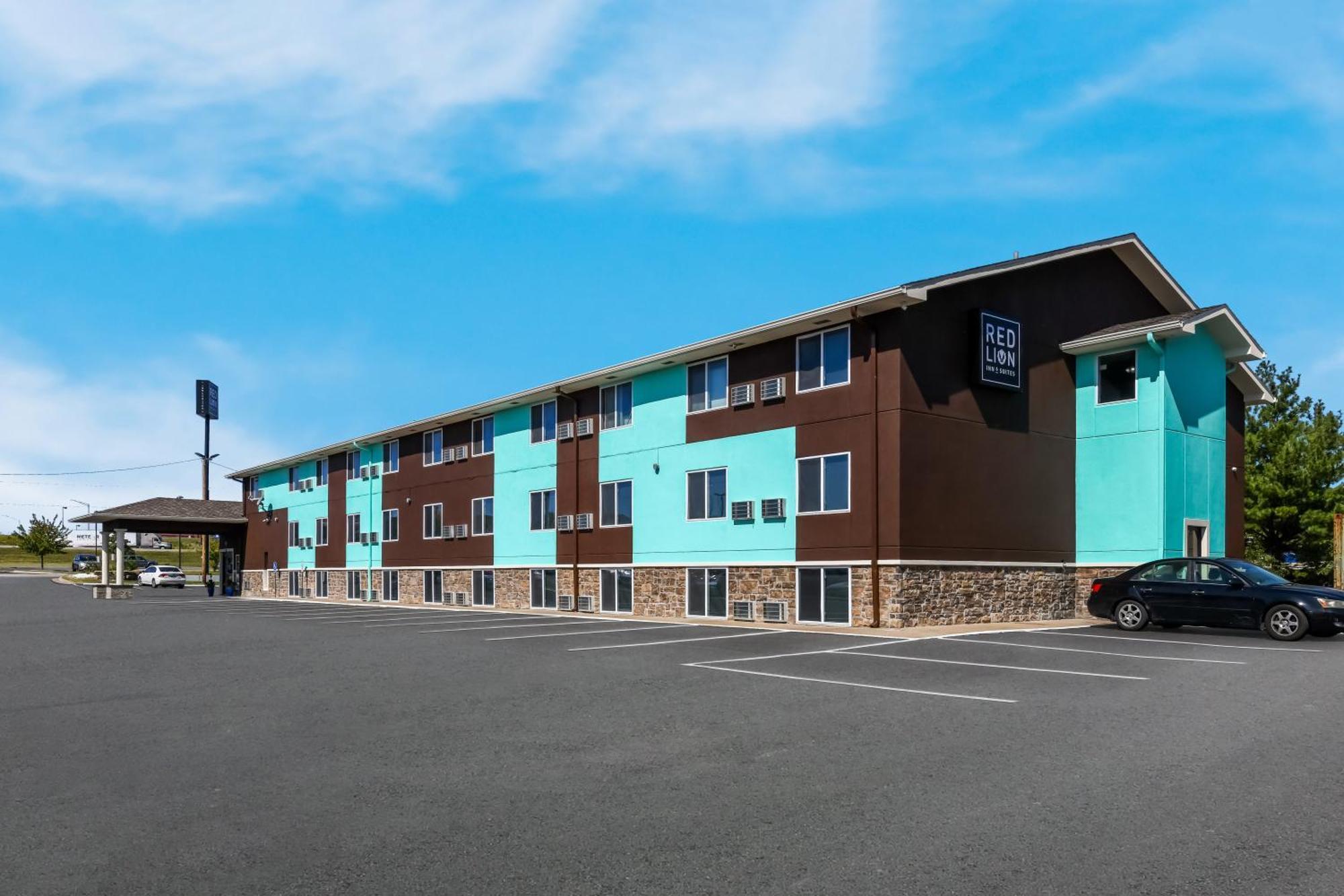 Baymont Inn & Suites By Wyndham Liberty Exteriör bild